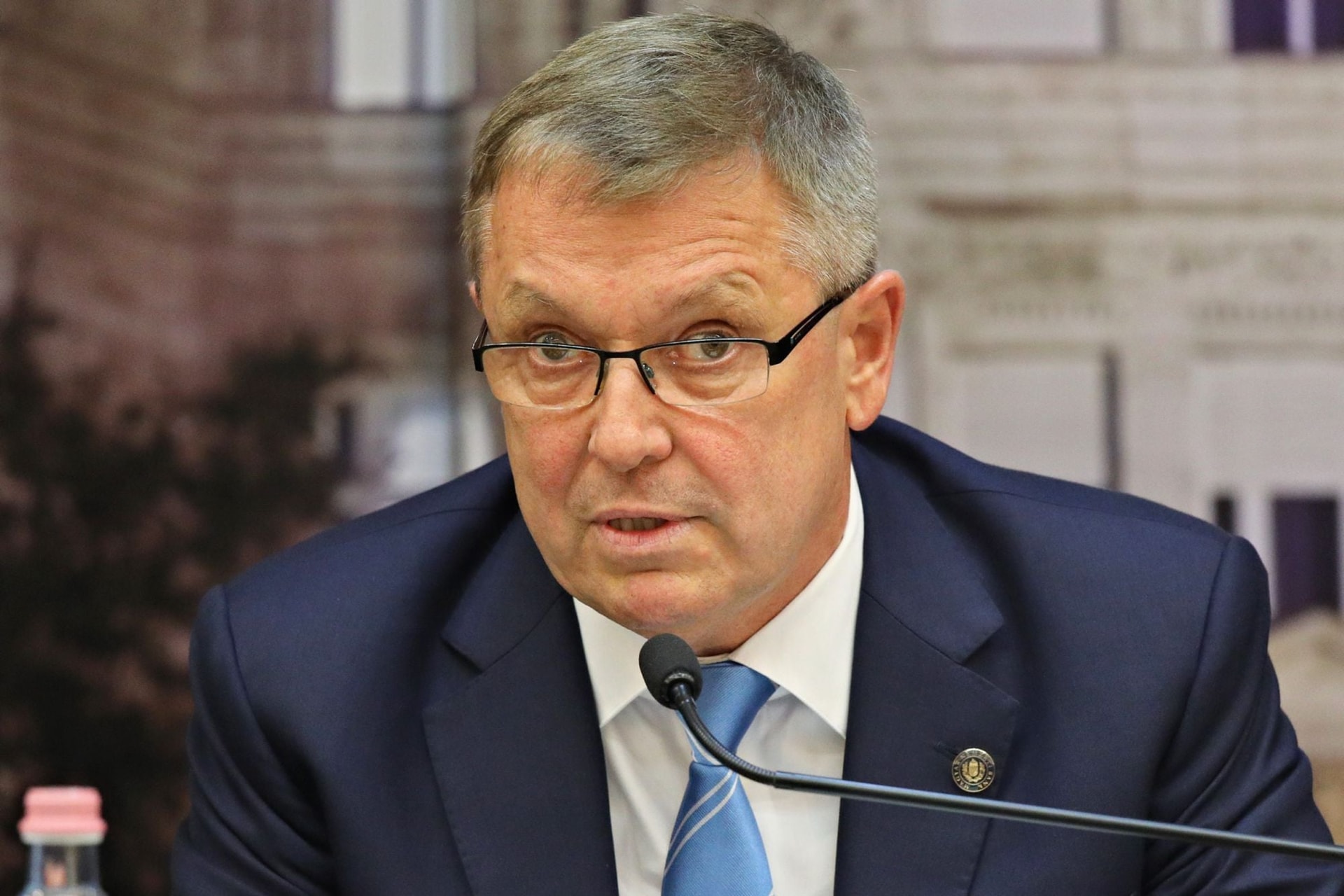 Matolcsy: Ideje betiltani a kriptovaluták bányászatát és kereskedelmét az EU-ban