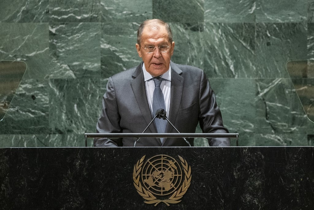 Lavrov: Nem szerepel napirenden a tálibok elismerése