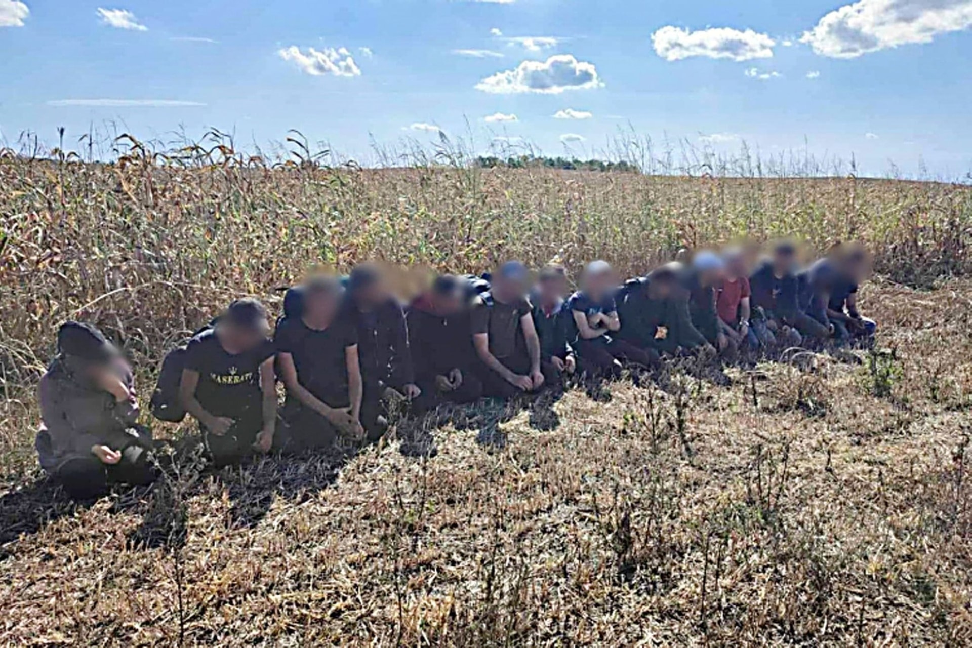 Több mint százezer határsértőt fogtak el idén eddig a magyar határon