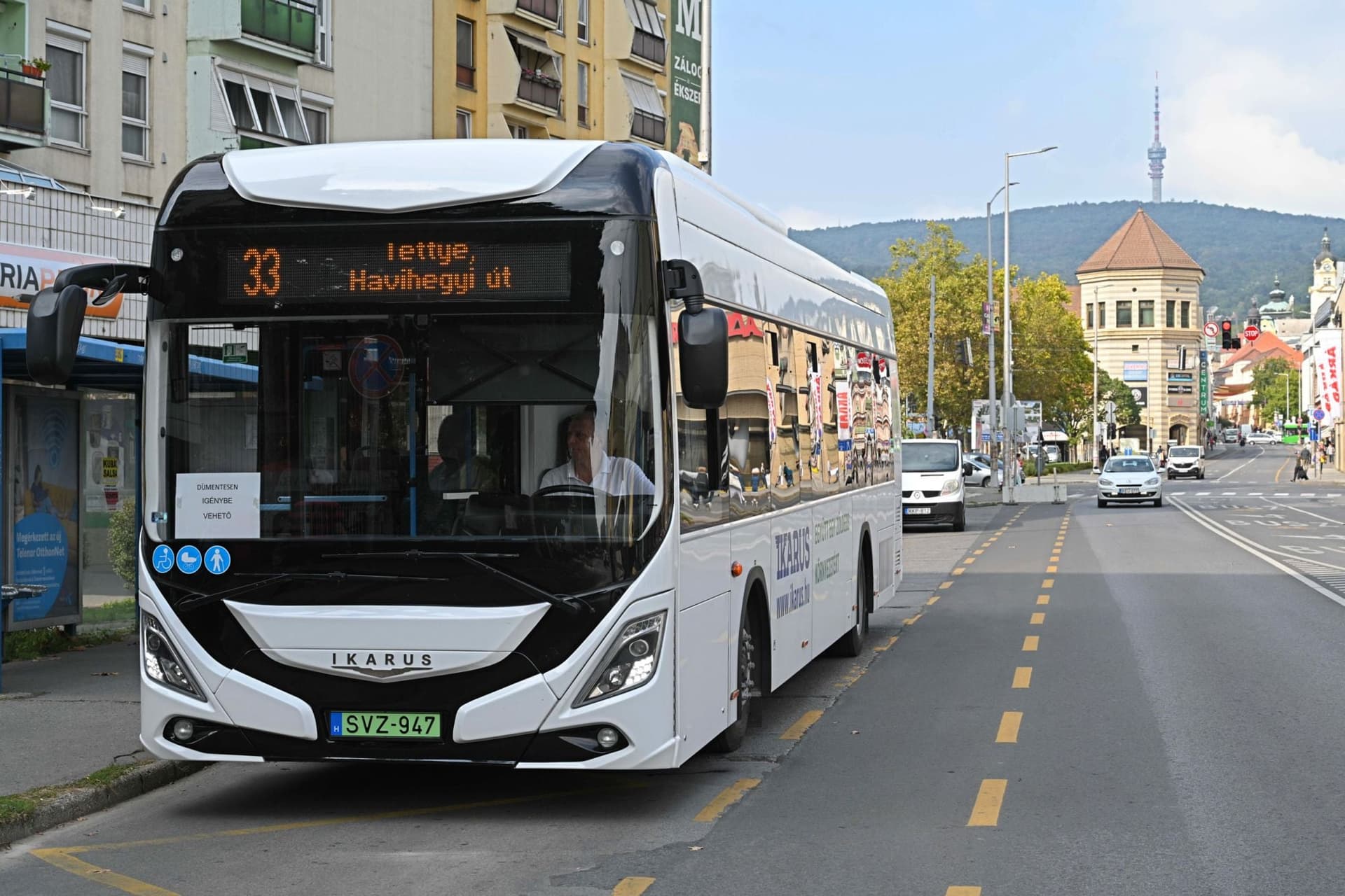 Elektromos Ikarus autóbuszt tesztelnek Pécsett