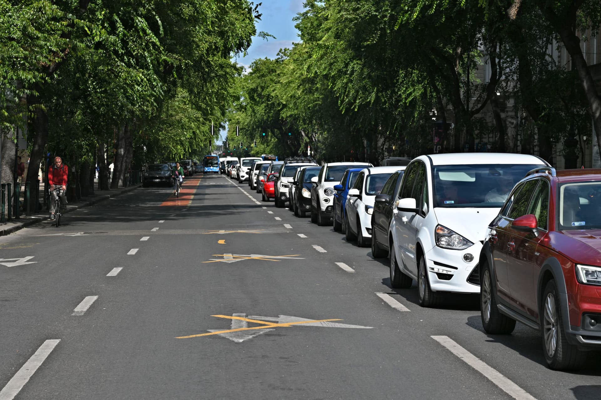 Mégsem tiltja be az Európai Unió a belső égésű motoros autókat