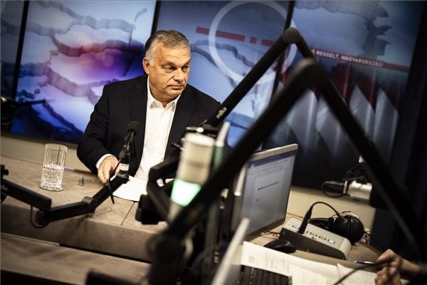 „Nem engedünk a rezsicsökkentésből!”