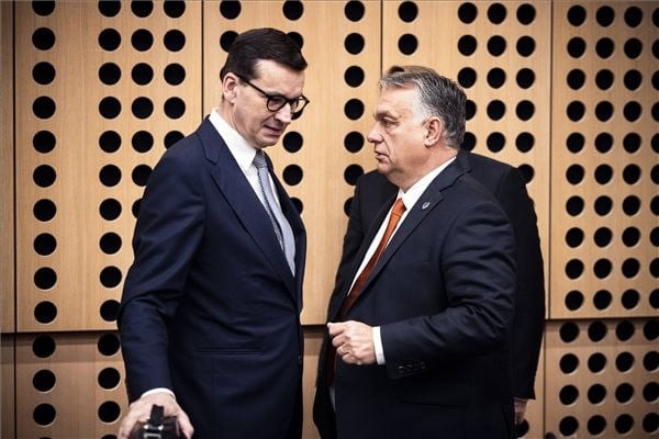 Kedden Budapesten tárgyalnak a V4-ek kormányfői