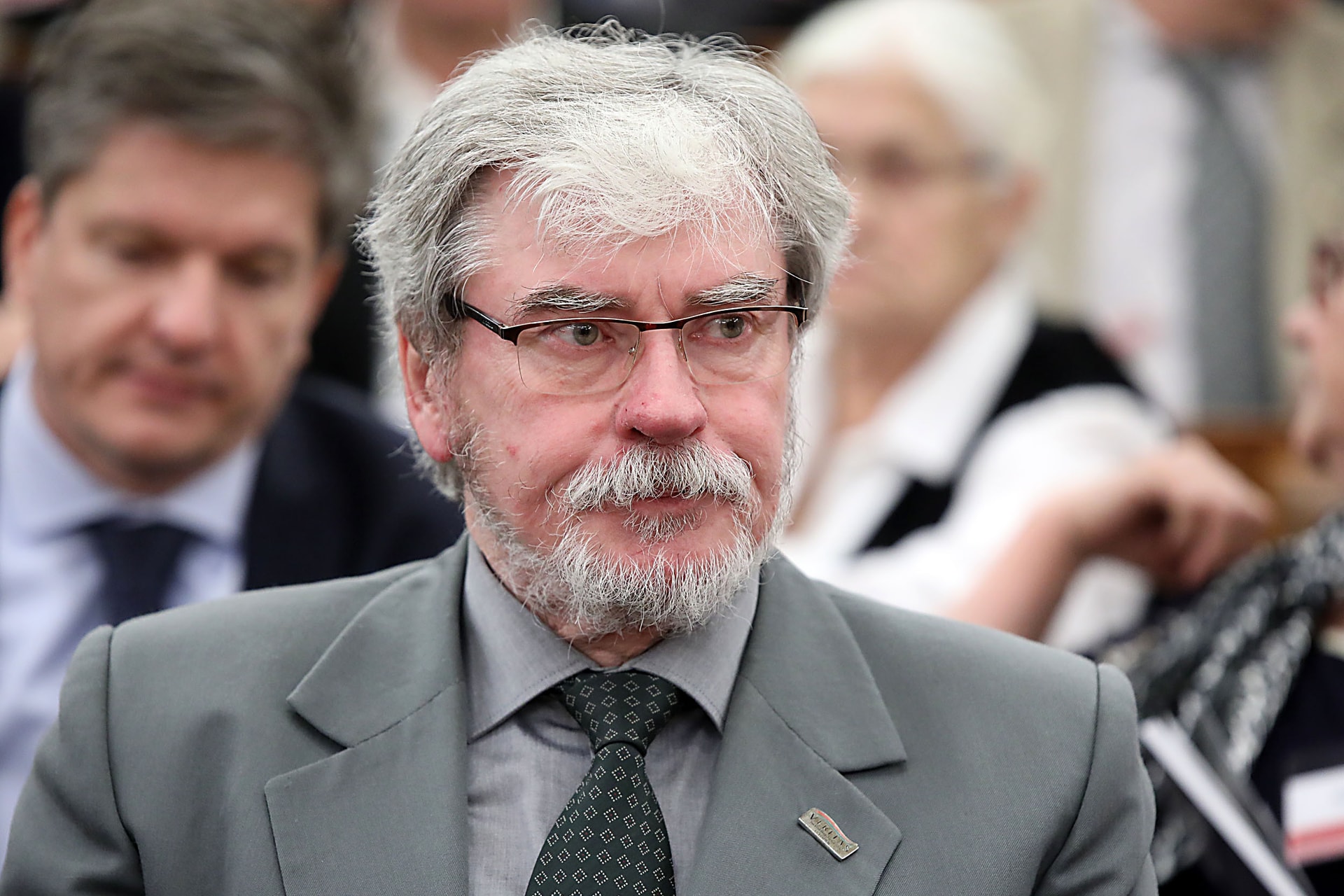 Szakály Sándor az érvénytelen voksolásra buzdító erőknek Svájcot ajánlja a figyelmébe