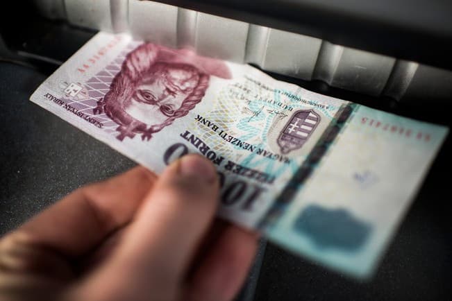 Minden, 2021-ben családi kedvezményre jogosult gyermekes szülőnek jár az adó-visszatérítés