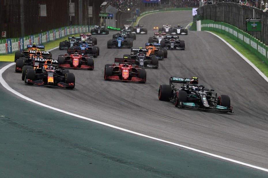 Bottas nyerte a sprintfutamot, övé az első rajtkocka