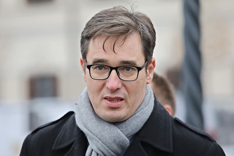 Karácsony Gergely a buszsávban rövidíti a menetidőt