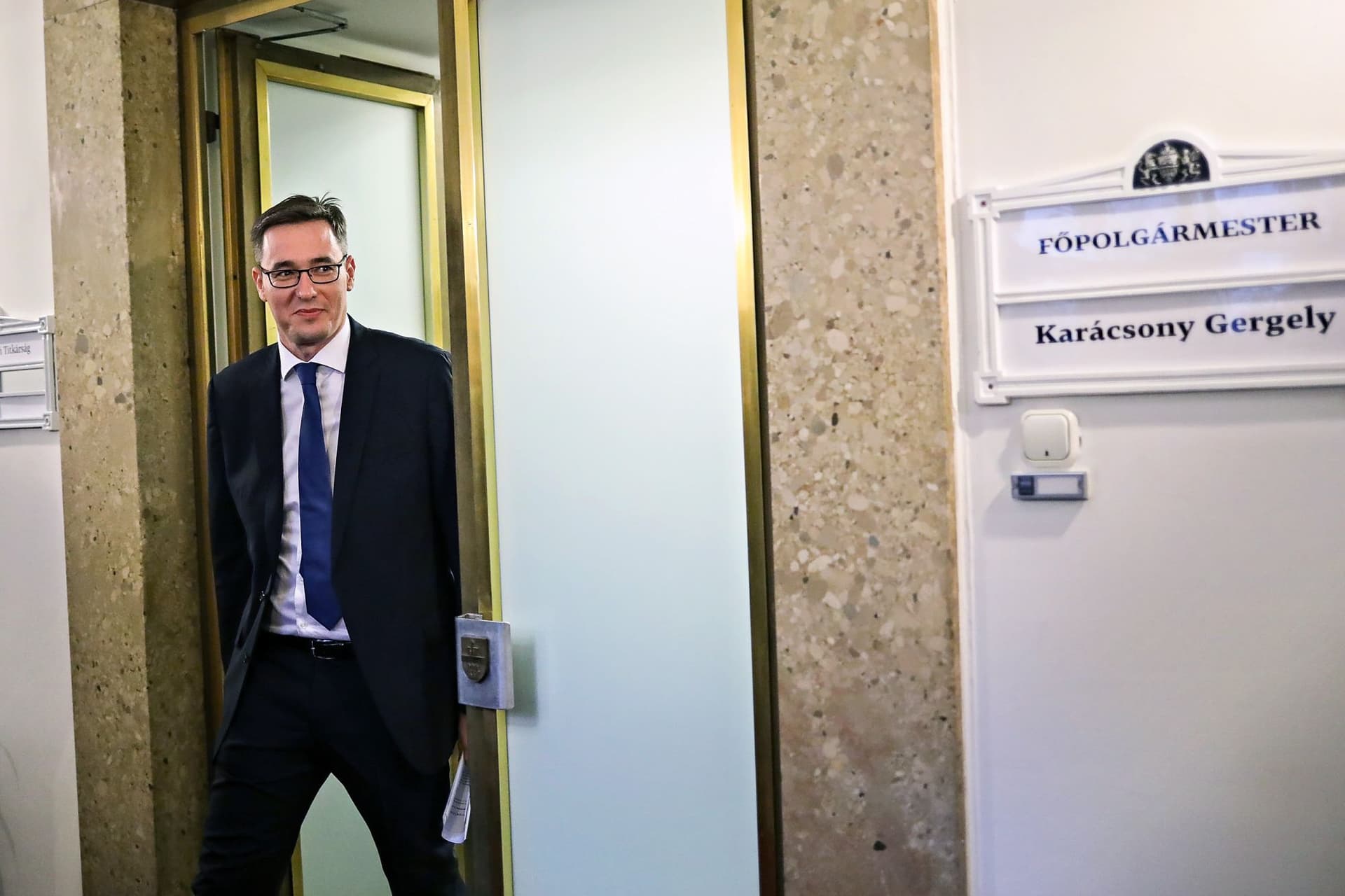 Láng Zsolt: Karácsony egyre mélyebbre süllyed a Városháza-gate ügyében