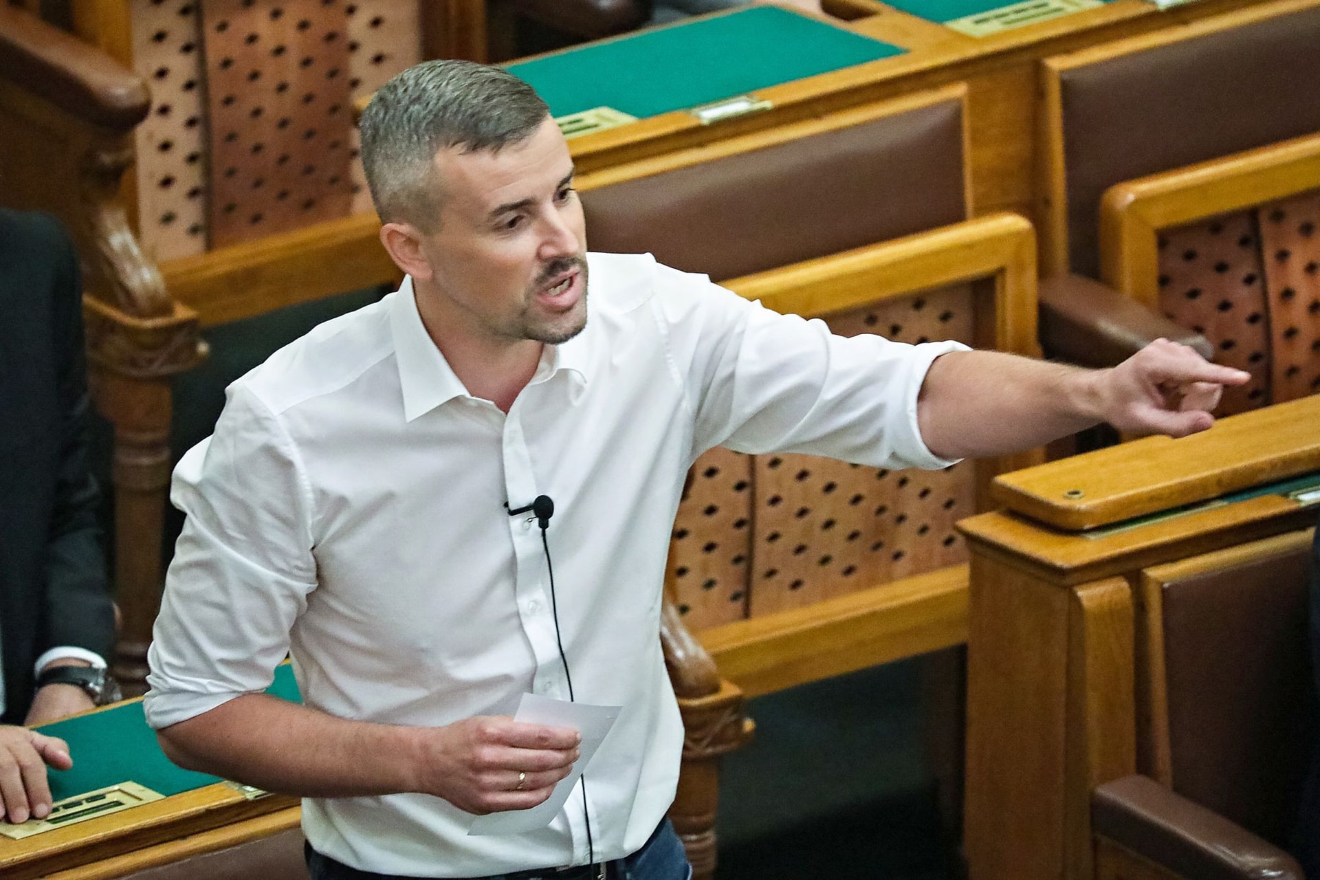 A „bőrdzsekis parizerkirály” utóvédharca