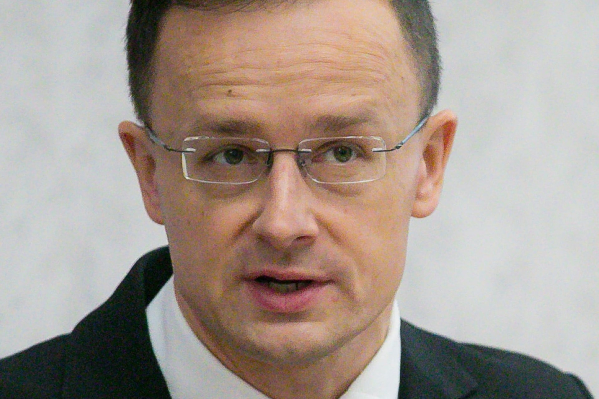 Százezer vakcinát adományozott Örményországnak a kormány