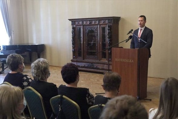 Fülöp Attila: Az egész nemzetért végzik a munkájukat a szociális területen dolgozók