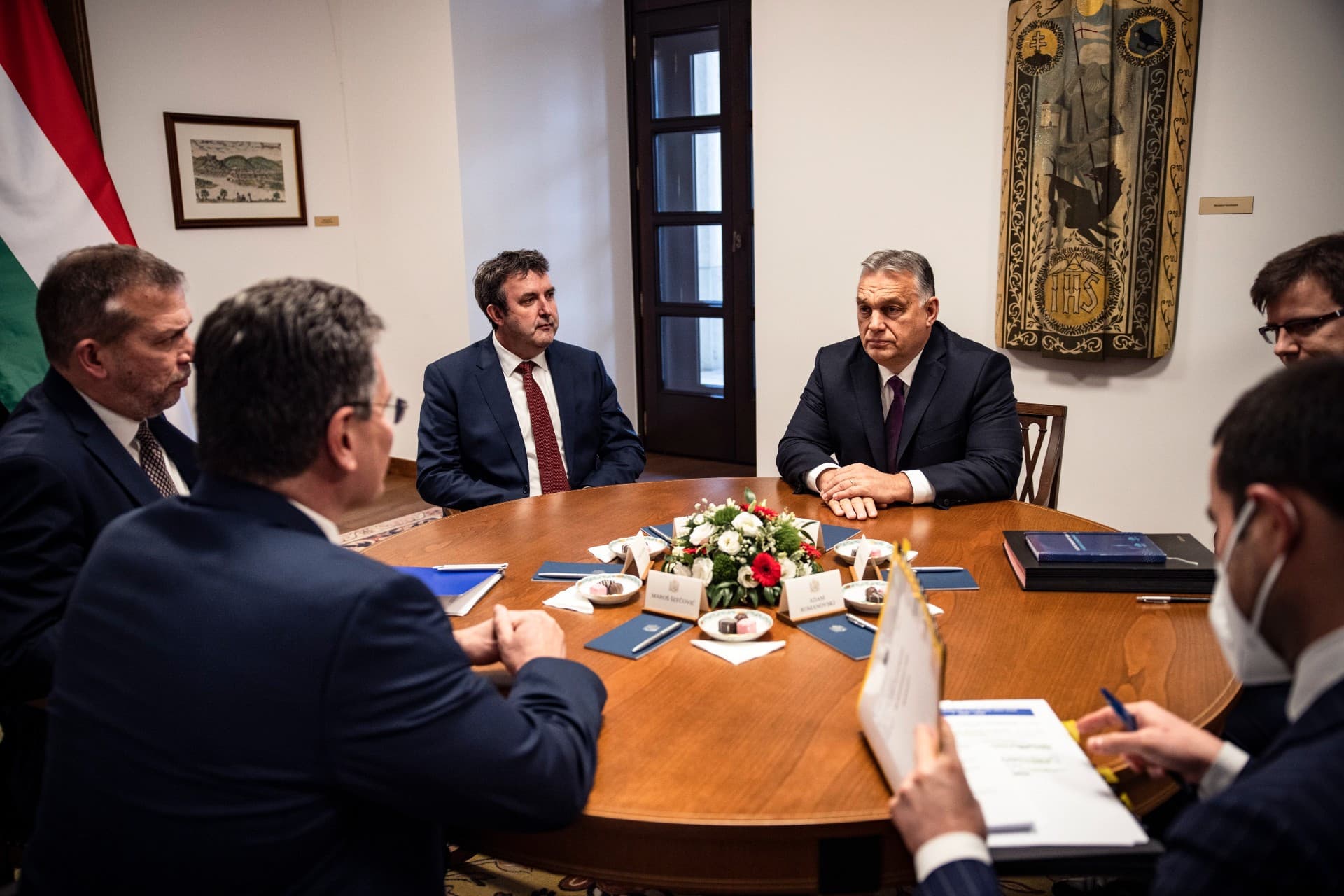 Orbán Viktor az Európai Bizottság alelnökével tárgyalt