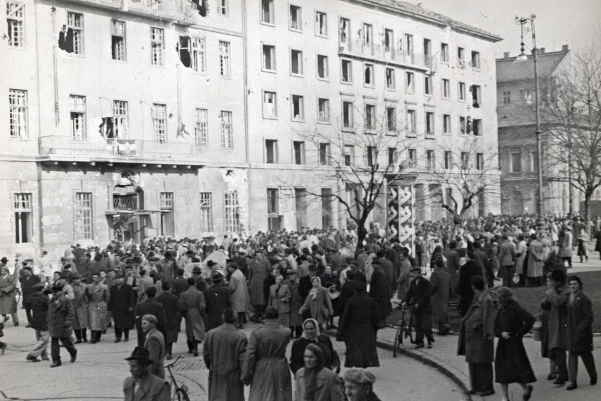 Az államvédelem a forradalomban (2.)