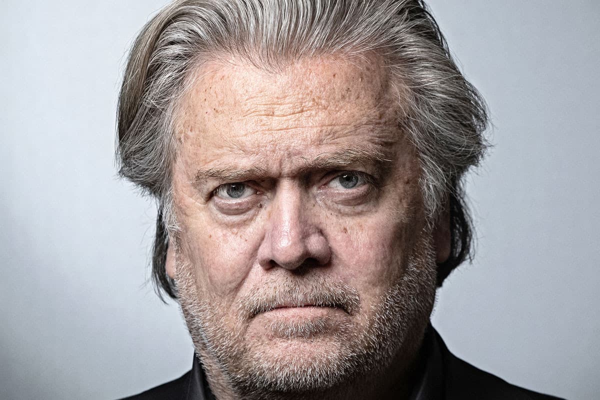 Vádat emeltek Steve Bannon ellen, mert nem hajlandó tanúskodni