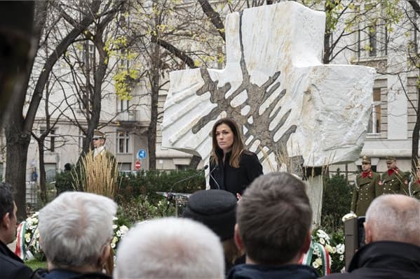 Varga Judit: A magyarok kitartása mindig segített átvészelni a sorscsapásokat