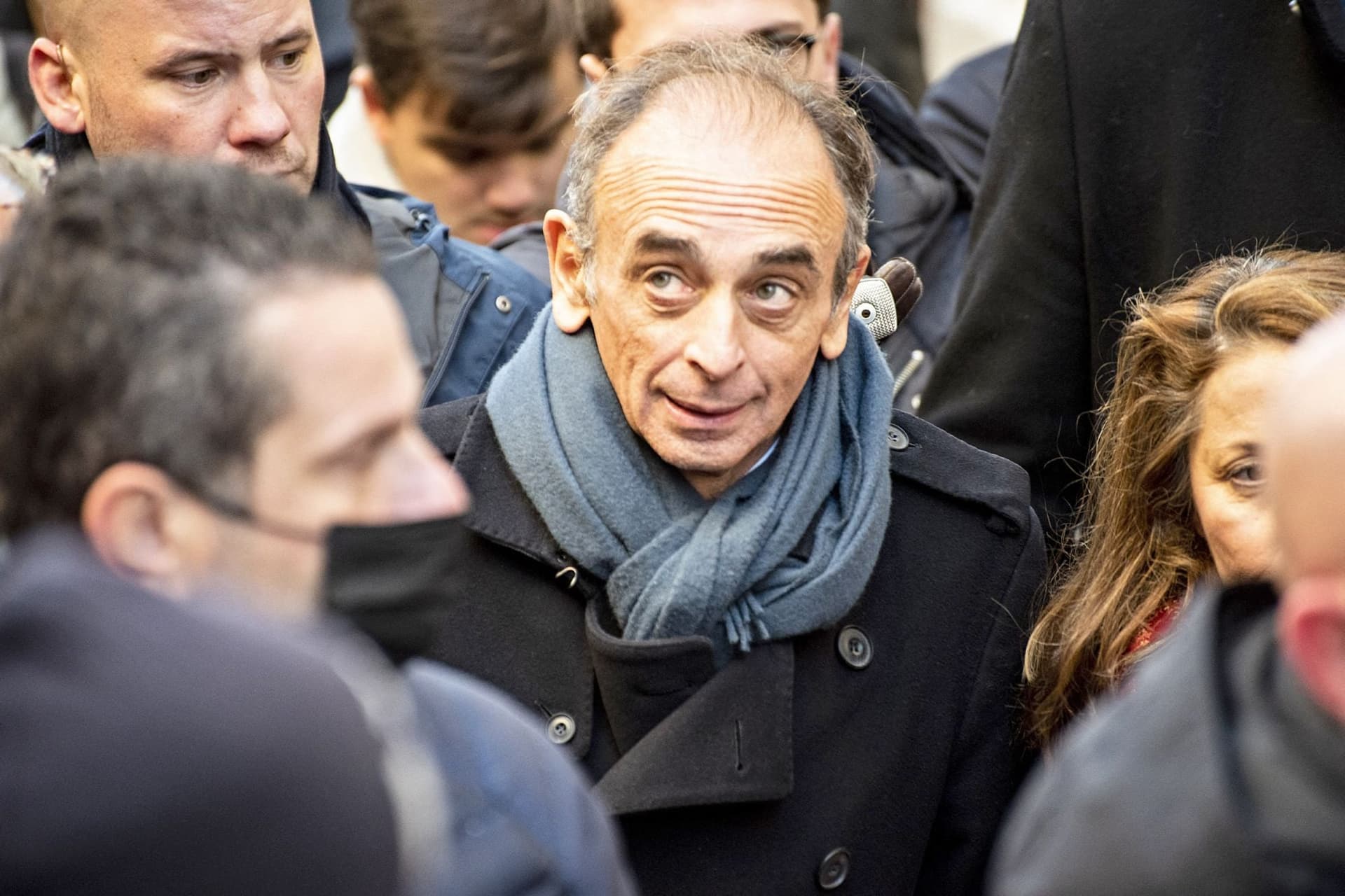 Több tízezer emberre lehet számítani Éric Zemmour nagygyűlésén