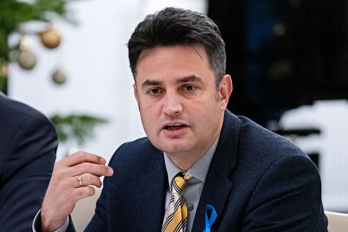 Márki-Zay: Böszmeség a 13. havi nyugdíj
