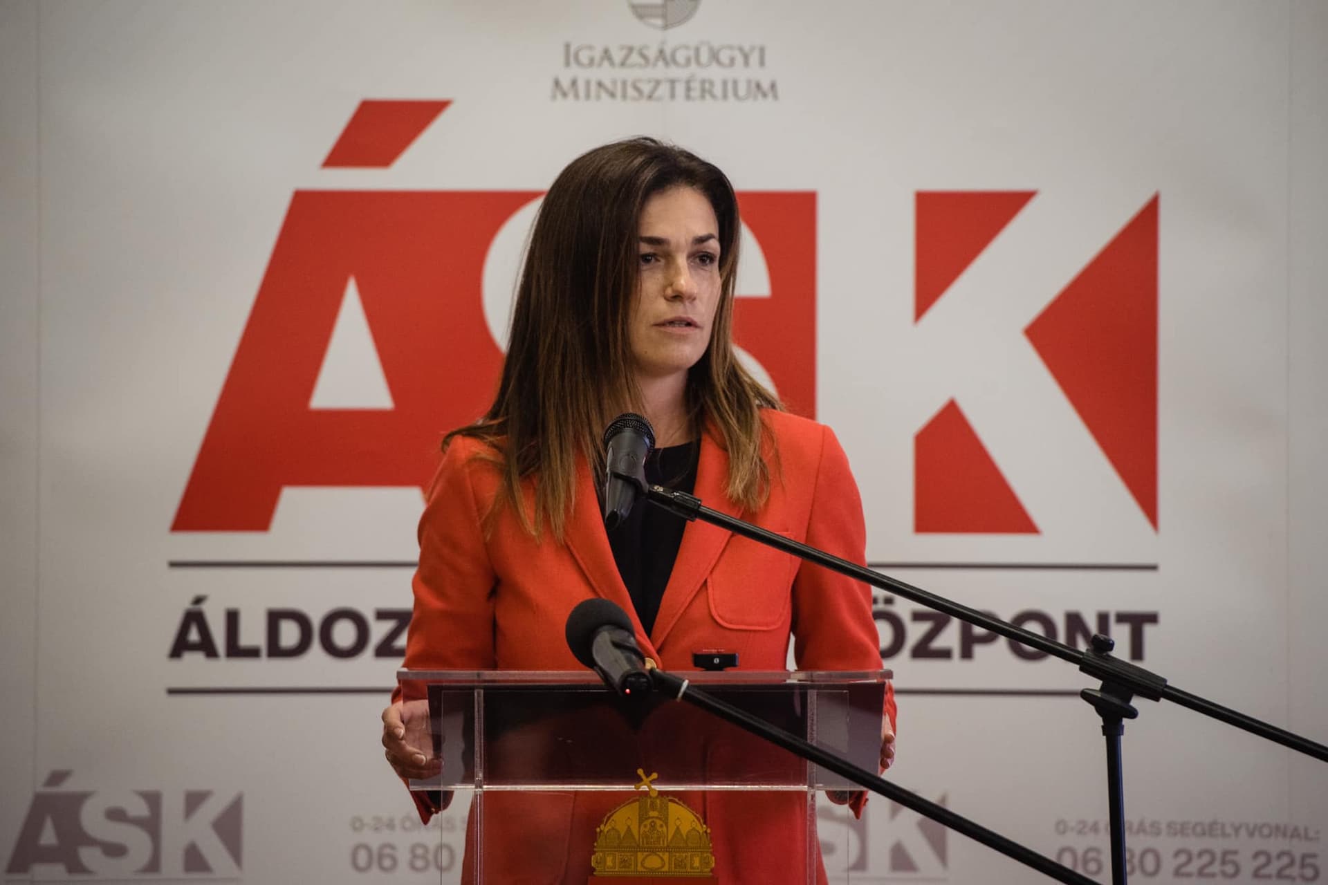 Varga Judit: Tettekkel lehet igazán segíteni, nem szavakkal
