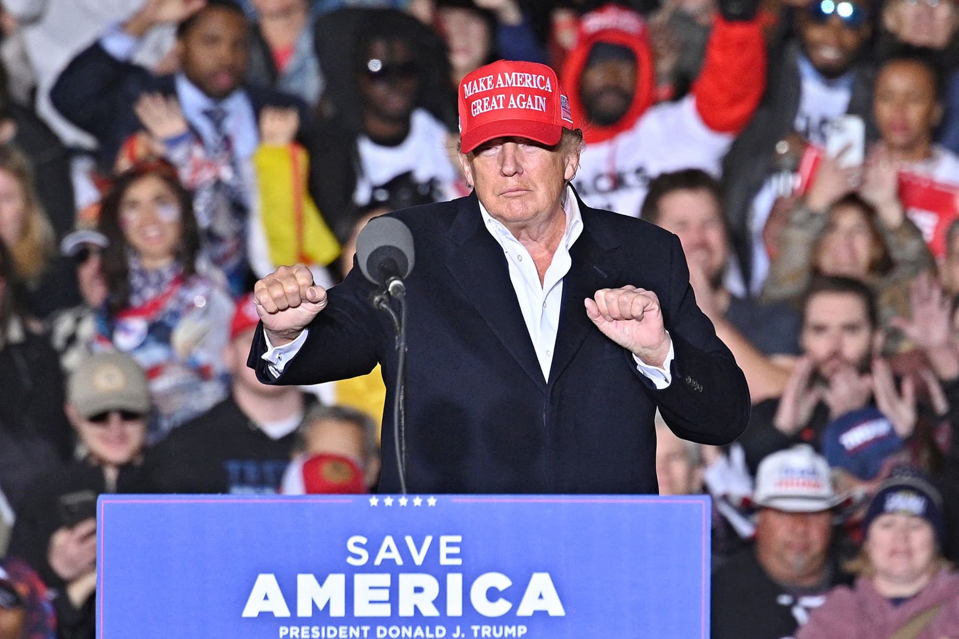 Trump: Vissza fogjuk venni Amerikát
