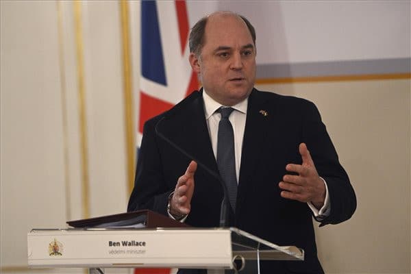 Wallace: Ukrajna támogatói kifogynak a rendelkezésre álló fegyverekből
