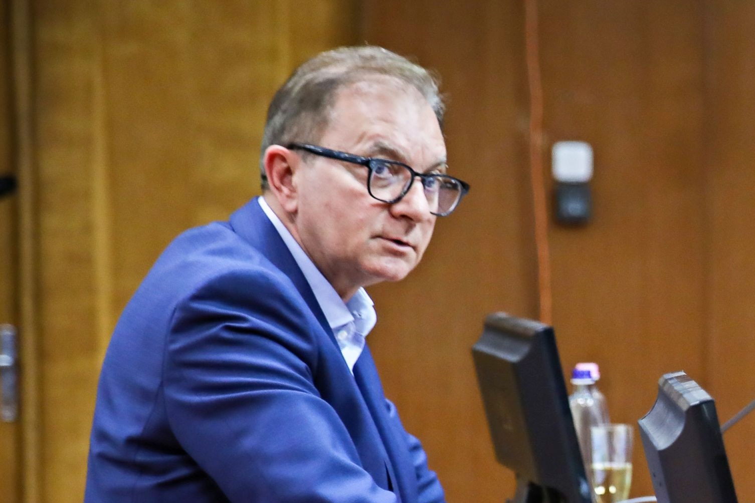 Felfüggesztette Tóth Csaba mentelmi jogát az Országgyűlés