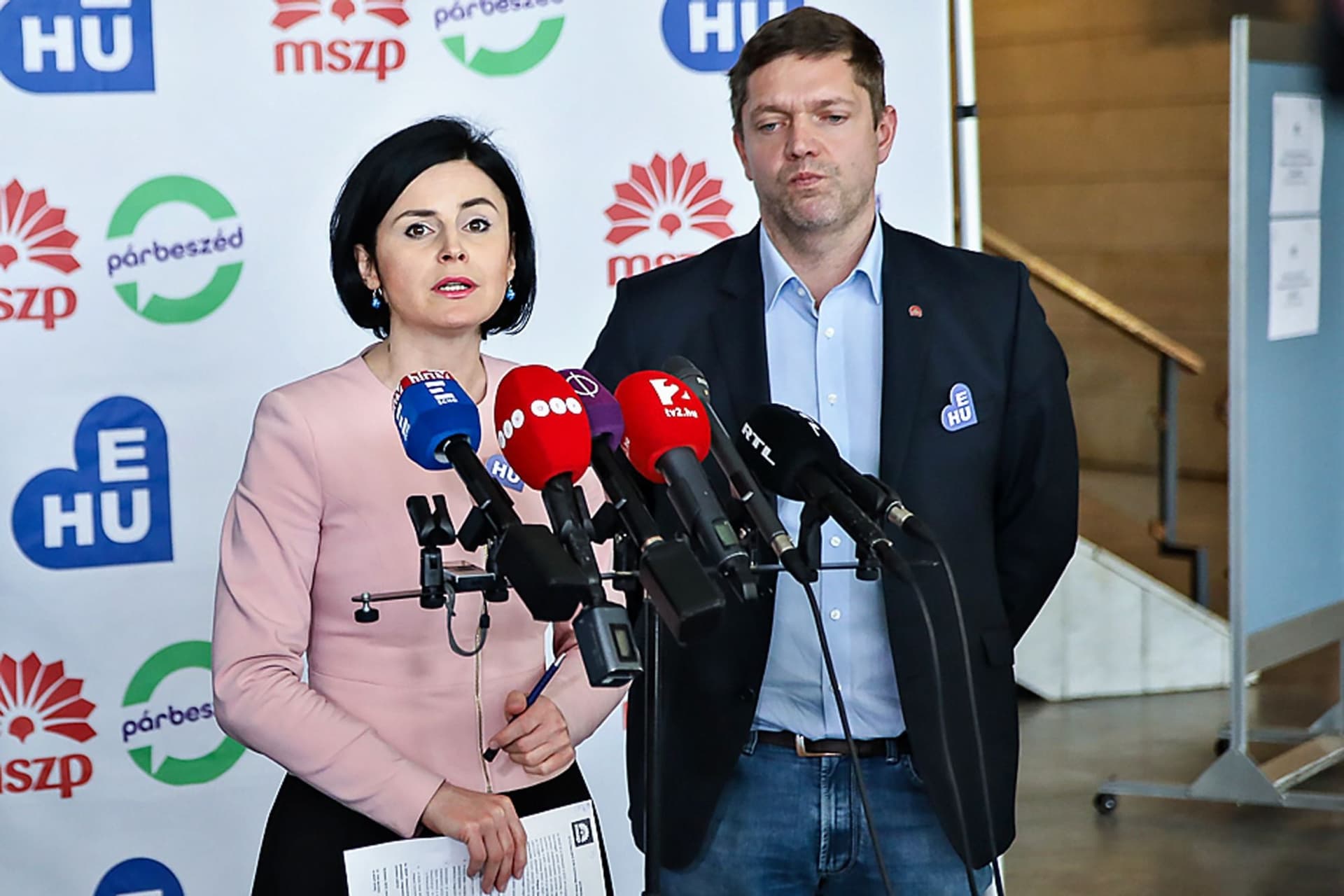 Csontvázak a szocialisták páncélszekrényében