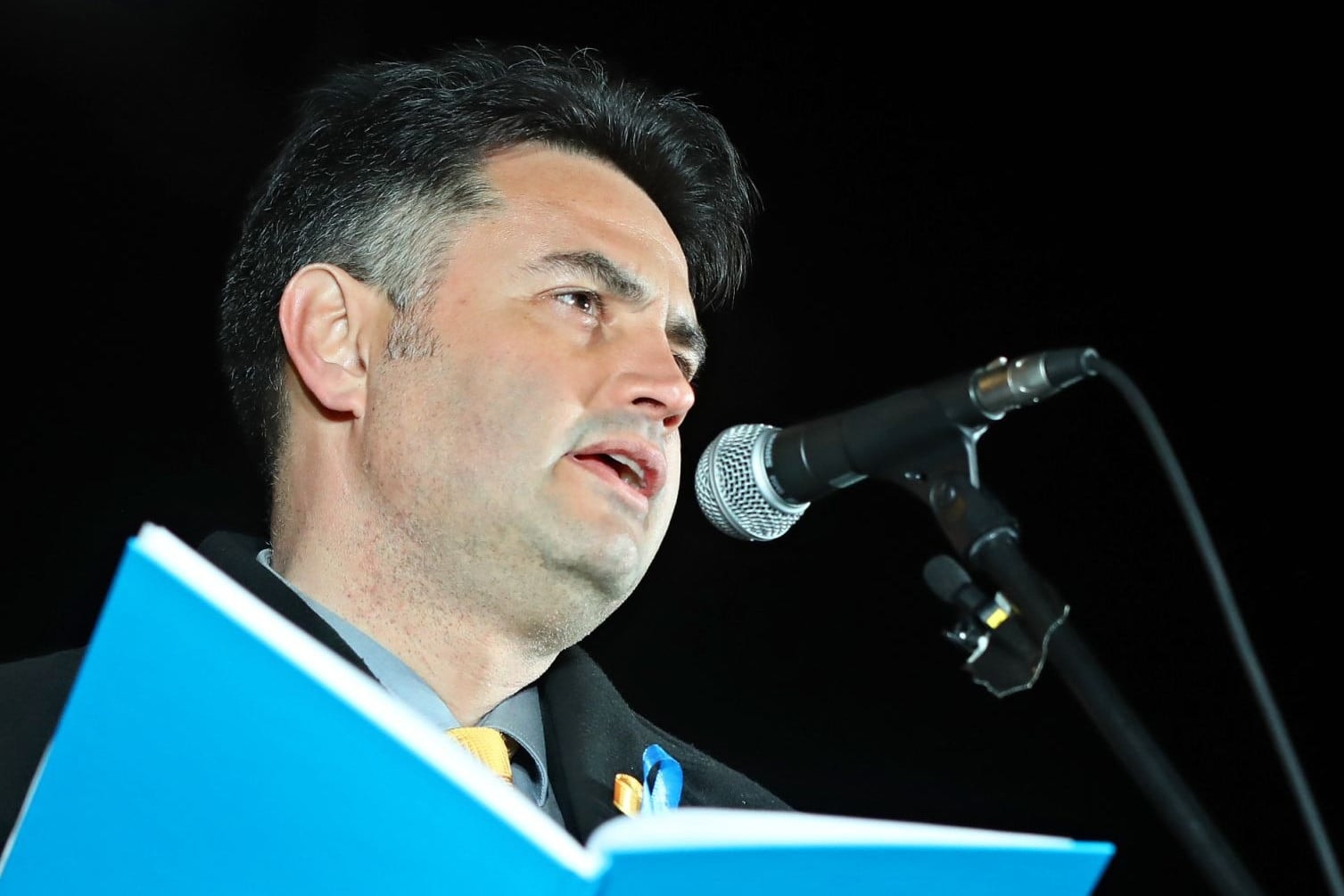 Bohózatba torkolló programbemutató