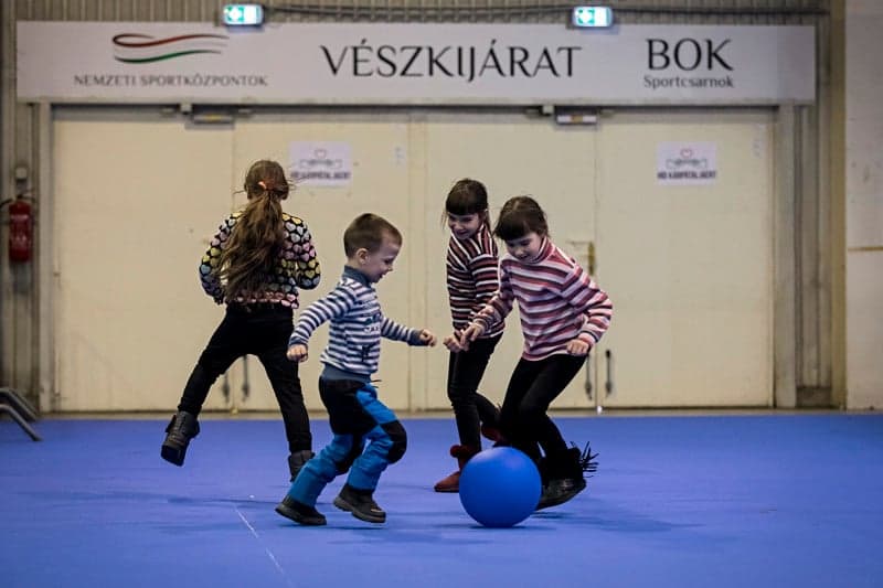 Válságban még nagyobb kincs a gyermek