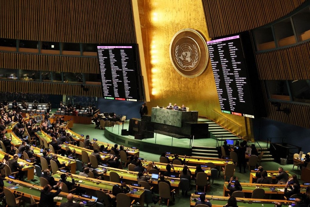 Távolról sincs globális front Moszkva ellen