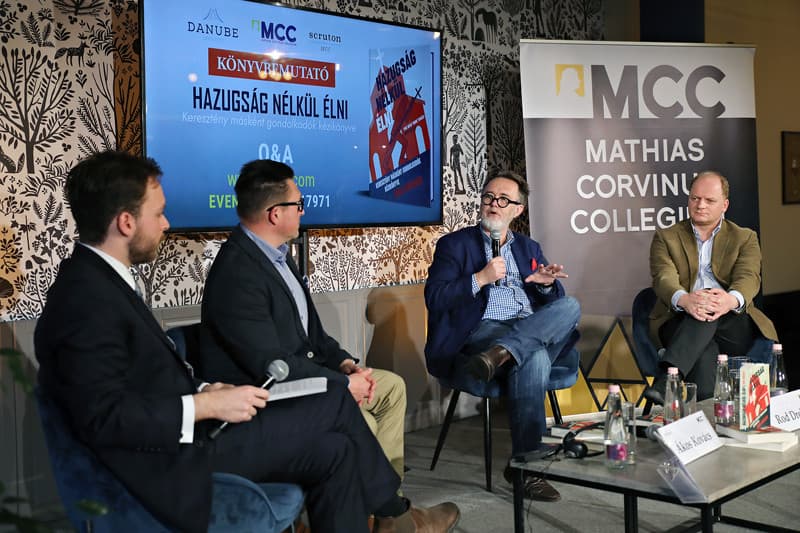 Amerikai újságíró könyve a puha totalitarizmus elméletéről