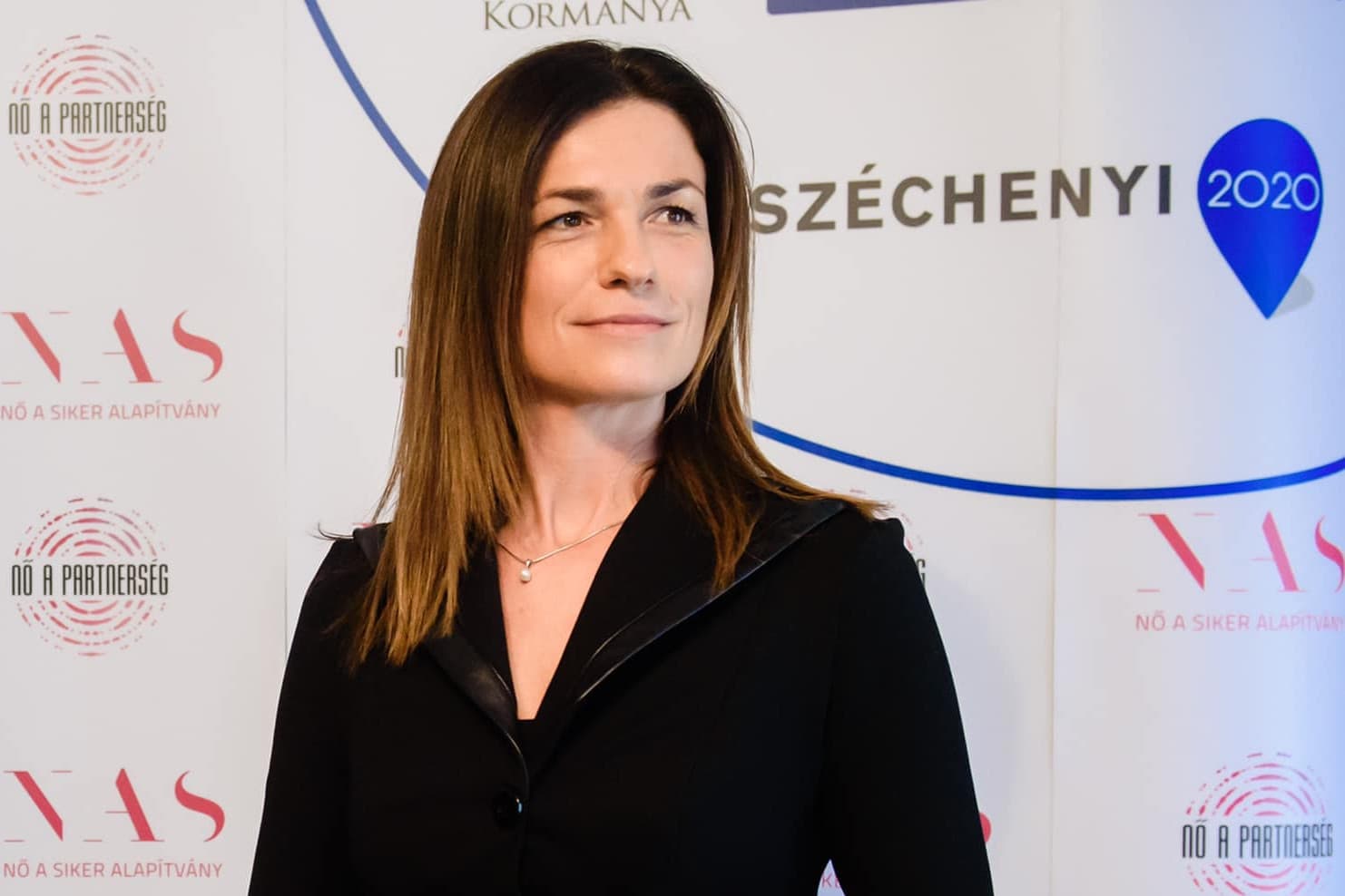 Míg a kormány cselekszik, a baloldal csak beszél