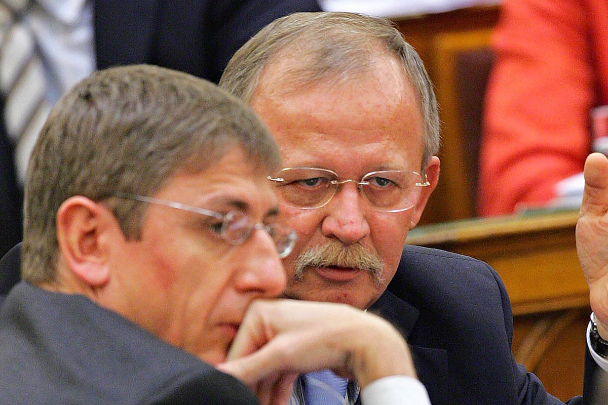 Gyurcsány újra szervezkedik