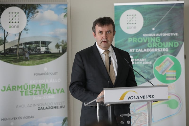 Tudásalapú iparfejlesztéssel az önvédelemért