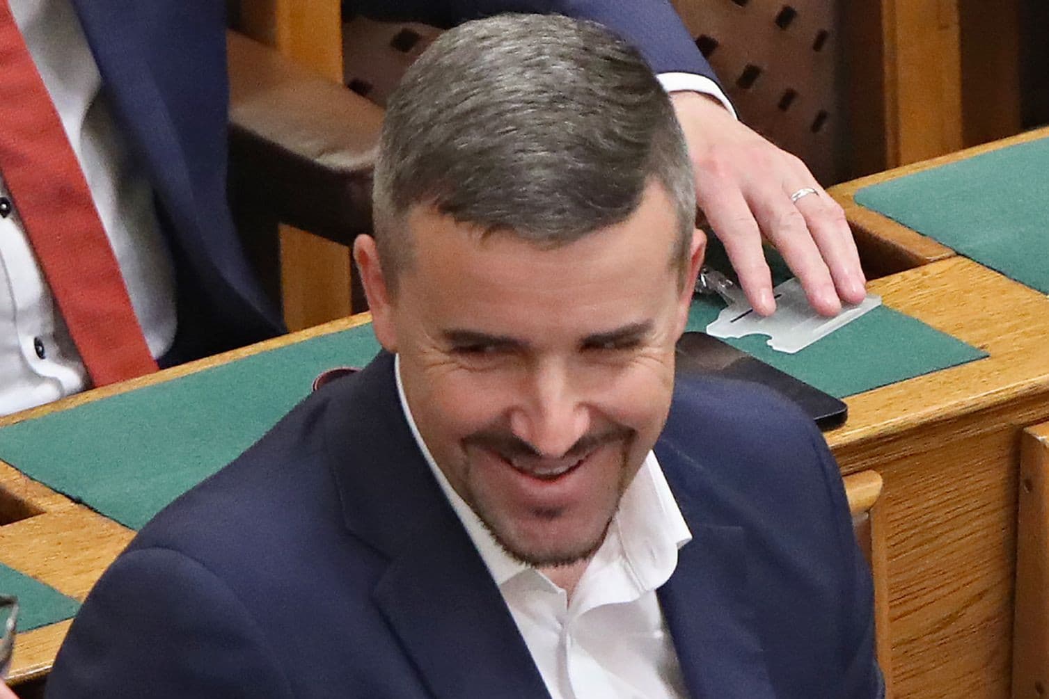 A disznótoros botrányától Jakab nem menekülhet