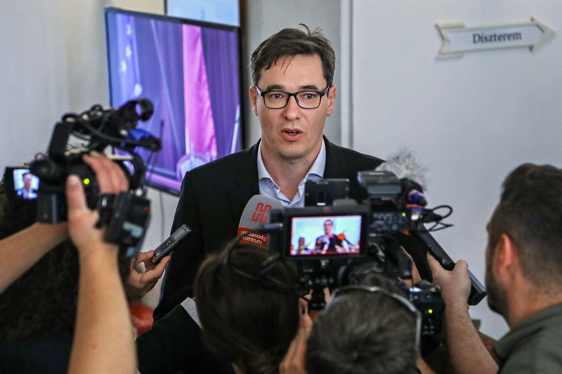 A baloldal tovább marakodik a koncon