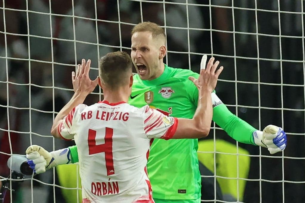 Gulácsiék elrontanák a Bayern jubileumát, sporttörténelmet írhat a Leverkusen