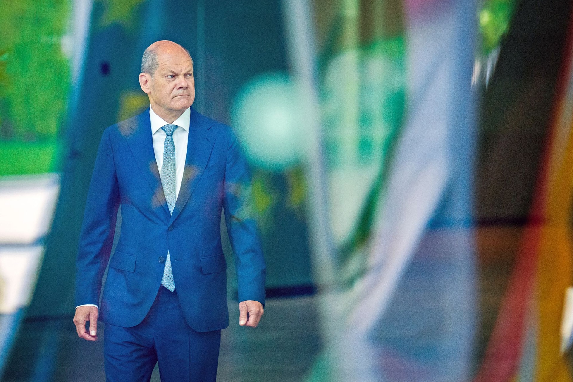 Scholz: Egy emberöltőig tarthat Ukrajna újjáépítése
