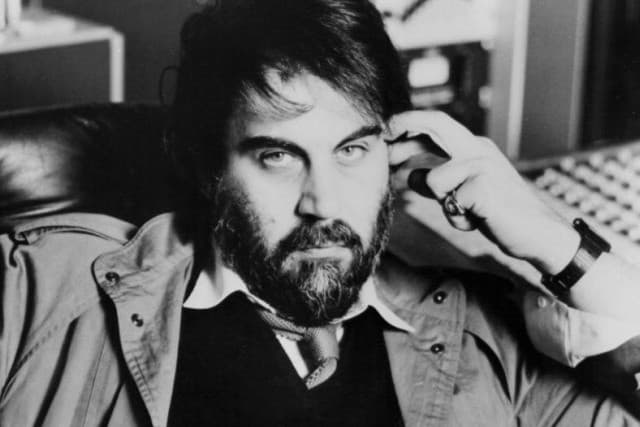 Elhunyt Vangelis