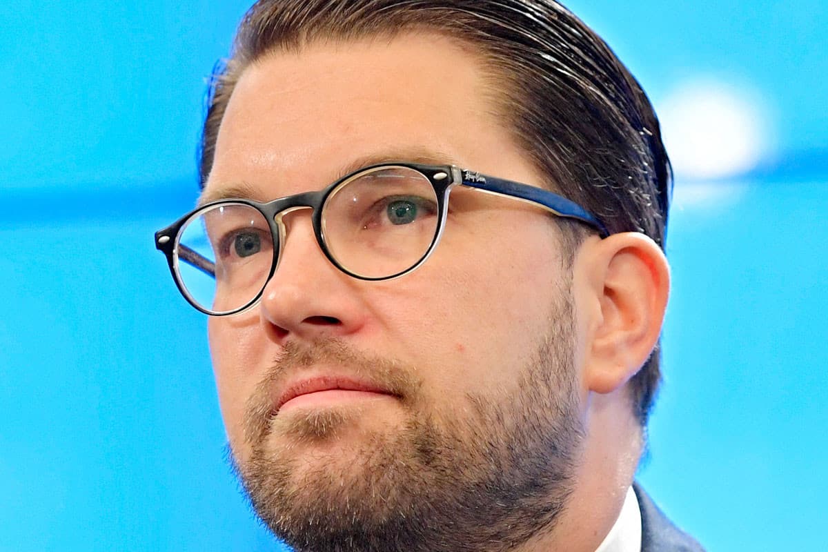 A zavargások és migránserőszak ellenére is gyengül a svéd jobboldal