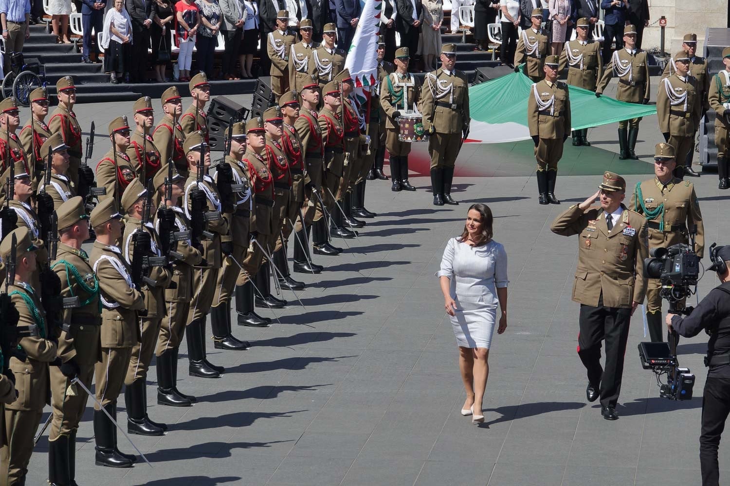 Novák Katalin: Szükség van erős, stabil, ütőképes haderőre