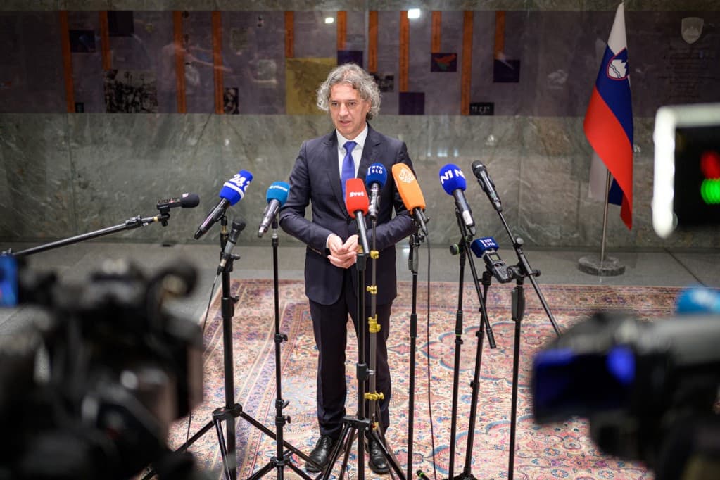 Megszavazta a parlament Robert Golob kormányát Szlovéniában