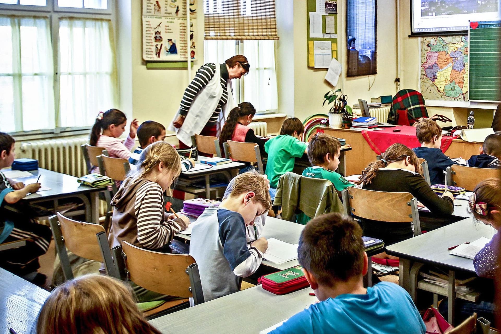 A pedagógusok béremelését egyedül a baloldal akadályozza