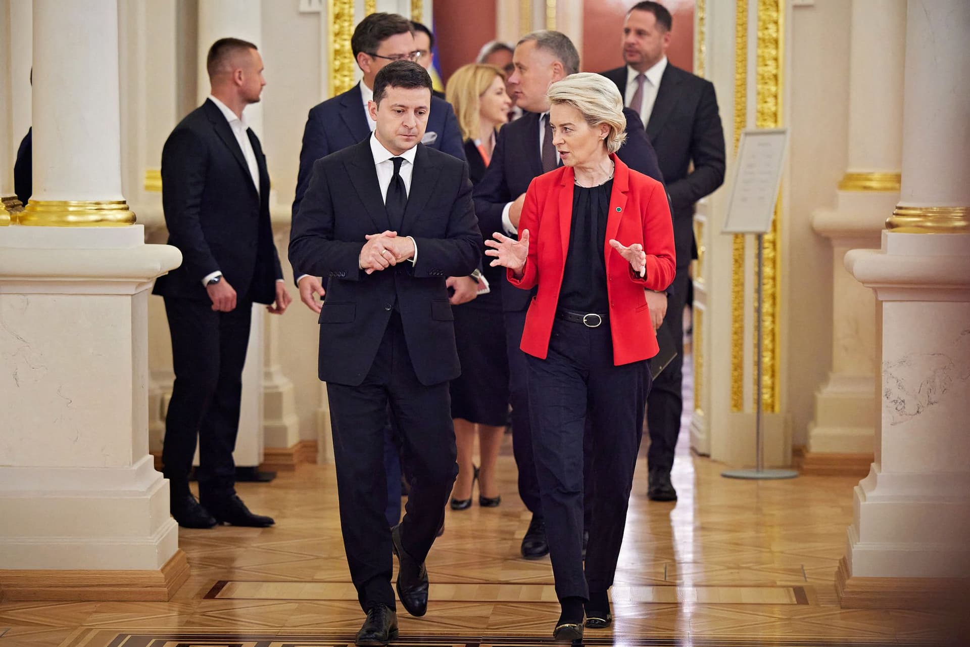 „Hosszú út áll Ukrajna előtt”