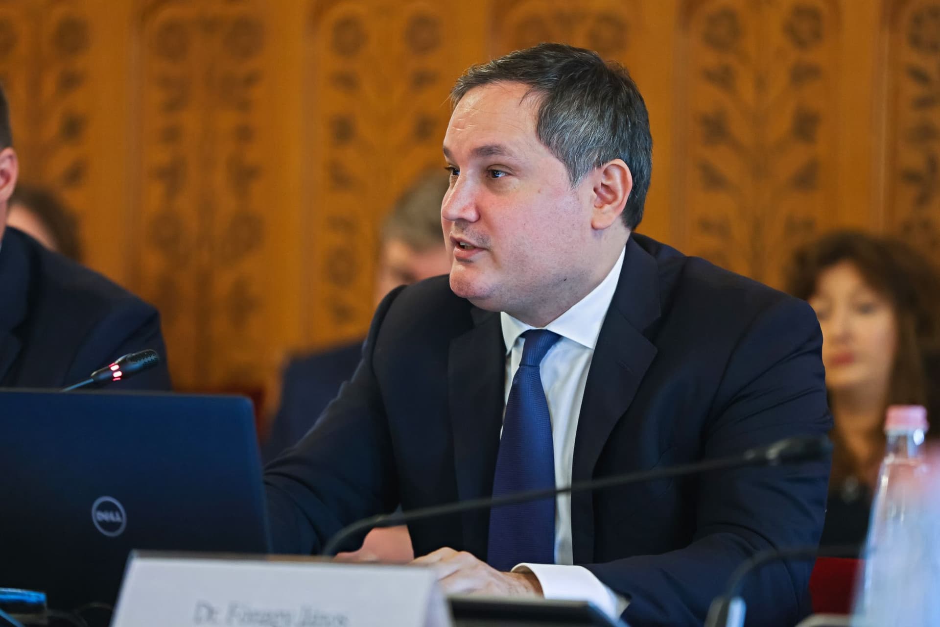 „Mi az árstopokban hiszünk”