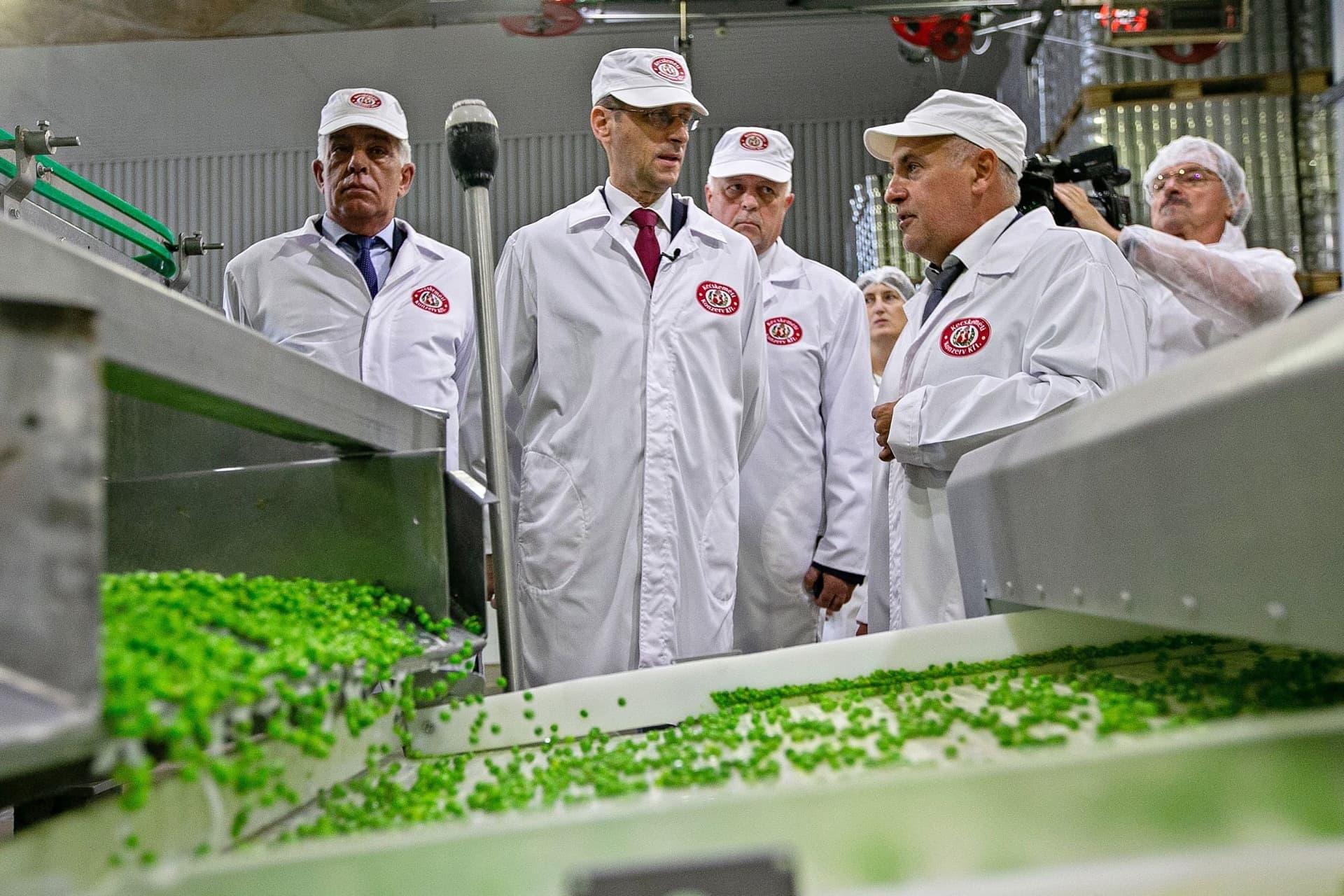 A válság idején is biztosított a hazai élelmiszerellátás