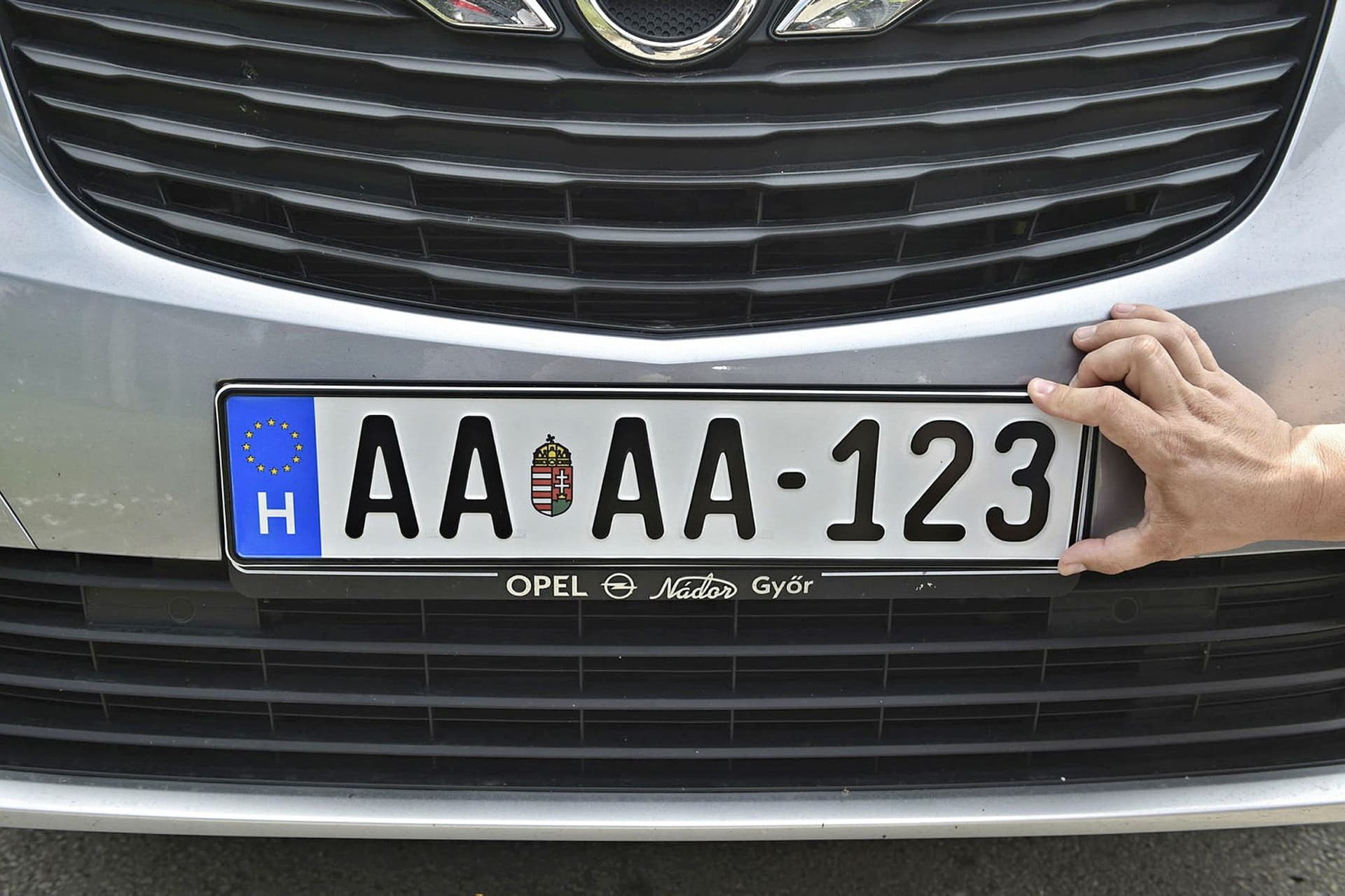Változnak a magyar rendszámok