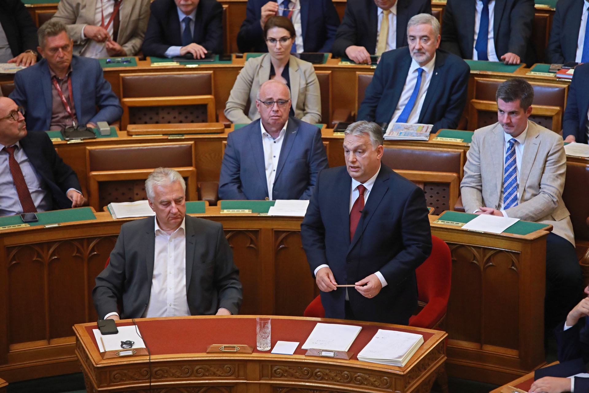 Megkezdi az őszi ülésszakot a parlament