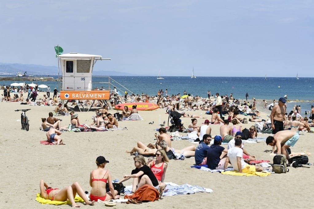 Dohányzási tilalom Barcelona strandjain