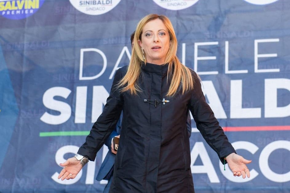 Jobboldali, női miniszterelnöke lehet Olaszországnak