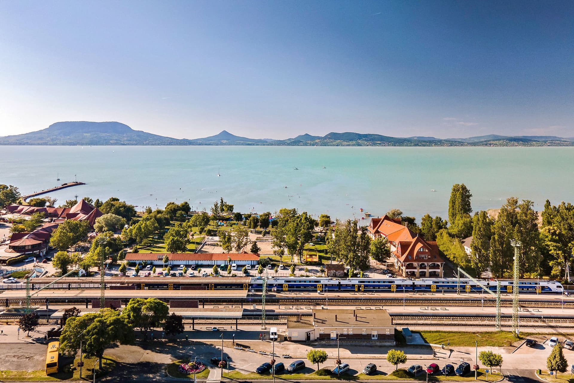 MÁV-START: Érdemes az automatákat választani a jegyvásárláshoz a Balaton-mentén